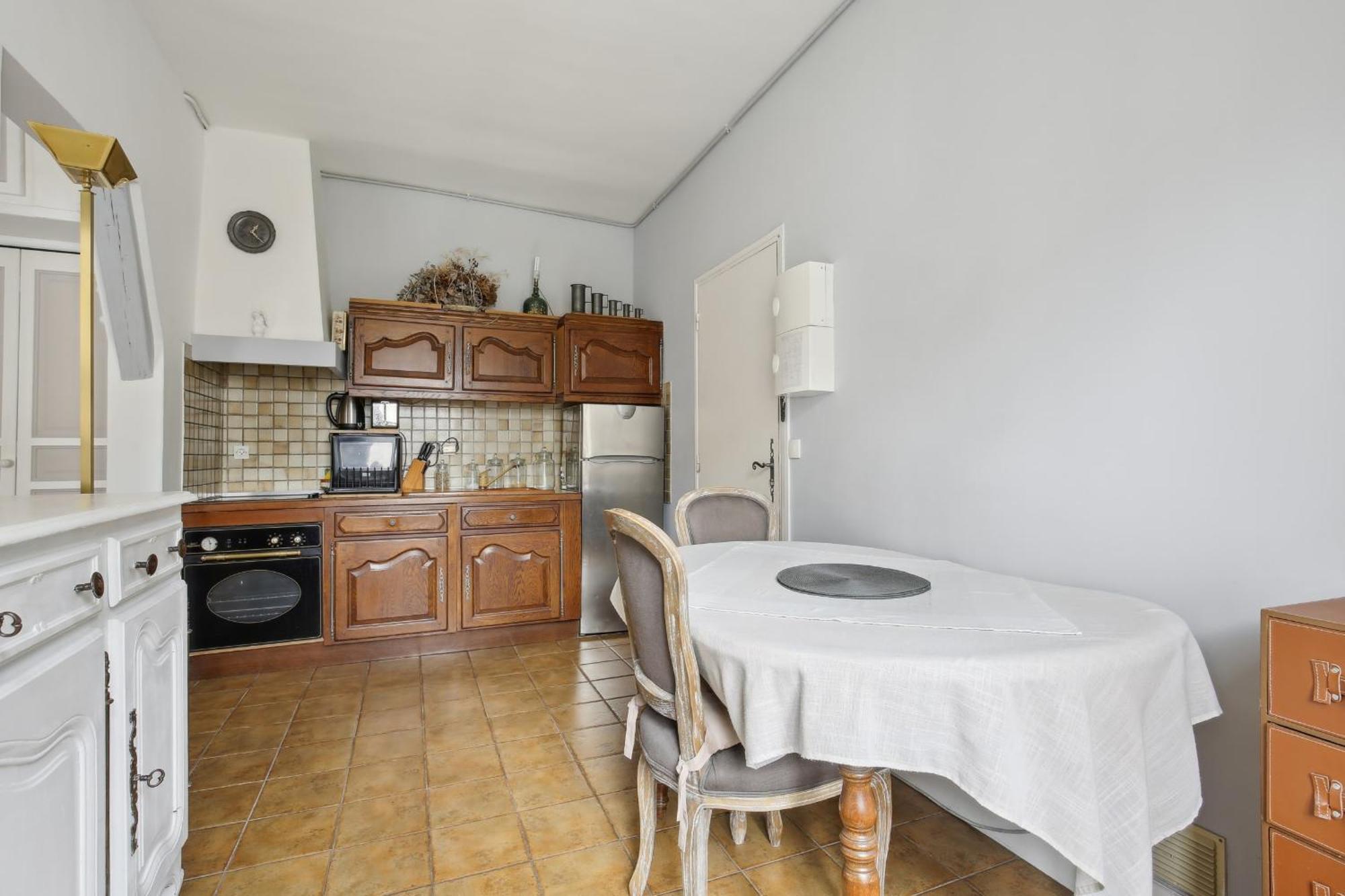 Apartment St Dominique - Invalides - B'your Paris
